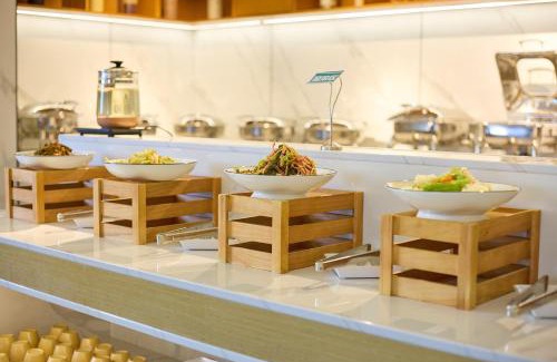 Xincheng District Hotel | Wellay Hotel Hohhot Xinhua Plaza