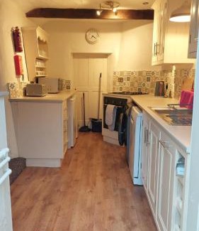 Wilmington House | Wellington Farm Devon near sidmouth beach & AONB- dog friendly