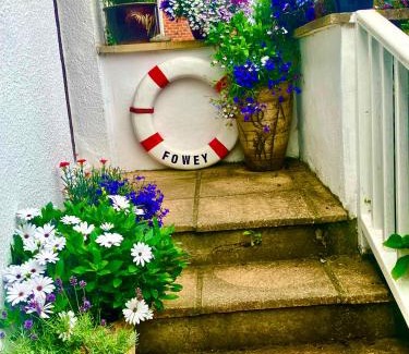 Fowey Bed & Breakfast | Wellingtons