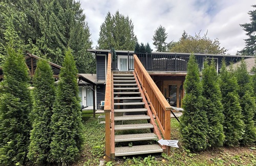 Woodinville Apartment | Wellness Escape- Hot Tub, Sauna & Plunge