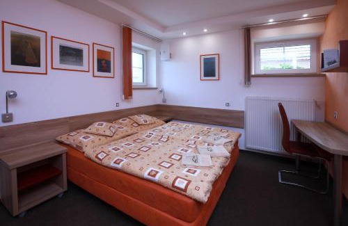 Vrbice House | Wellness Penzion Pod Rozhlednou
