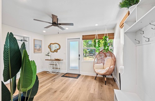 Lake Worth House | Wellness Retreat! Sauna, Cold Plunge and Hot Tub!