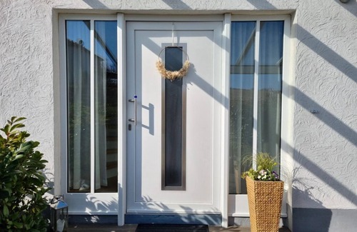 Dreis-Bruck House | Wellnesshaus Dorfblick - Wellness house with jacuzzi and infrared cabin - new