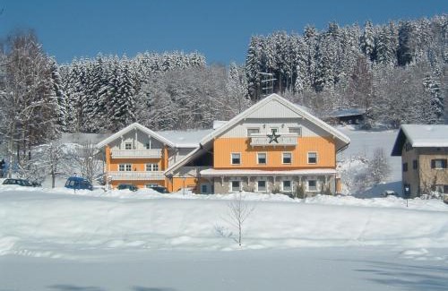 Achslach Hotel | Wellnesshotel deine Auszeit, Adults only