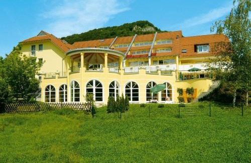 Bad Ditzenbach Hotel | Wellnesshotel Sanct Bernhard