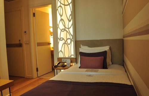 Izmit Hotel | Wes Hotel