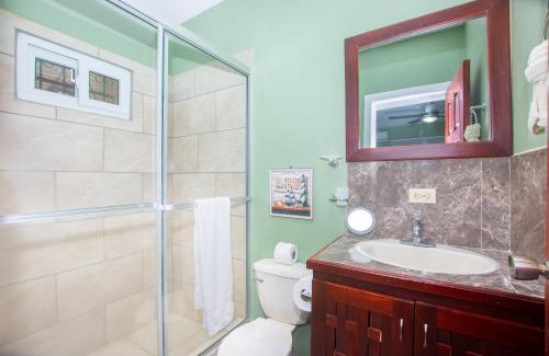 Gibson Bight Apartment | Wescot Villas Comfort