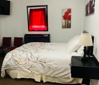 New Town Hotel | West Dakota Inn