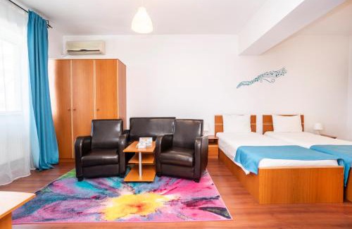 Militari Apartment | West Gate Studios