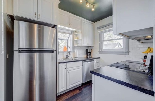 Edgewater House | West Highlands Flat I Sloans Lake I Outdoor Games