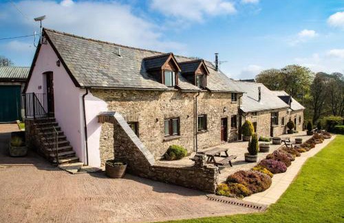 Hawkridge House | West Hollowcombe Farm Cottages - full site