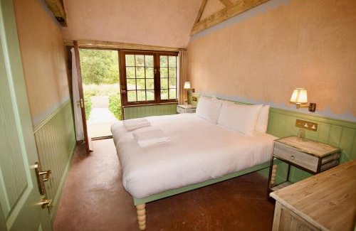 West Lexham Cabin | West Lexham