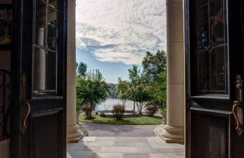 Ferndale House | West Little Rock (Ferndale) 45+- Acre Country French Estate with Private Lake