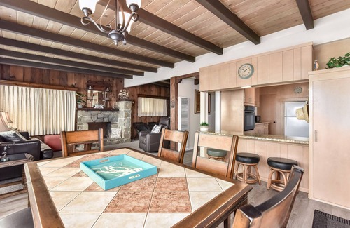 Santa Ana Heights House | West Newport Duplex on the Sand w/Patio-Sleeps 12