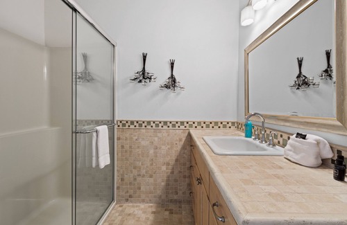 Bend House | West side Oasis in Bend near Shevlin Park, beautiful, manicured acreage