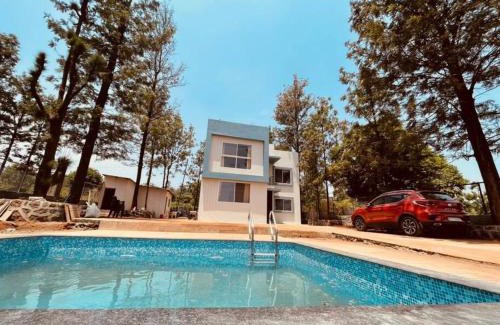 Kaswand Villa | West Valley Villa Casa East
