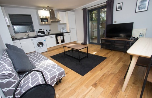Addiscombe Apartment | Westciti Caroco Aparthotel