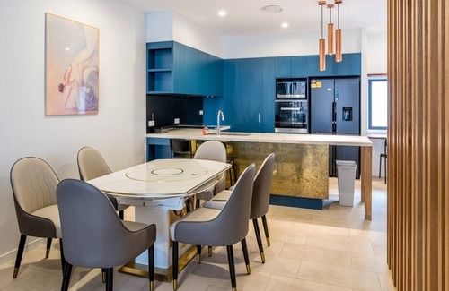 West End House | Westend high-end 3 bedroom Townhouse Next to River