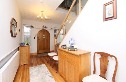 Deighton Bed & Breakfast | Westergate House
