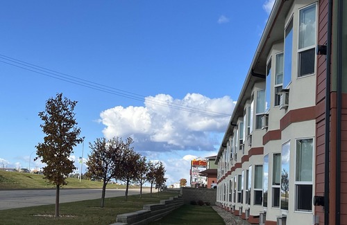 Whitecourt Apartment | Western Long Stay Whitecourt 1
