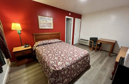 Elmwood Area Hotel | Western Motel