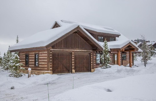 Spanish Peaks House | Western Tanager Cabin