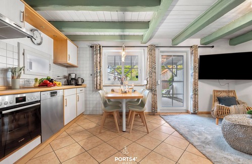 Delve Apartment | Westerweide - terrace, fitness room, dogs allowed