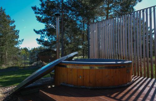 Sasino Apartment | WestfalowaChatka domek z jacuzzi