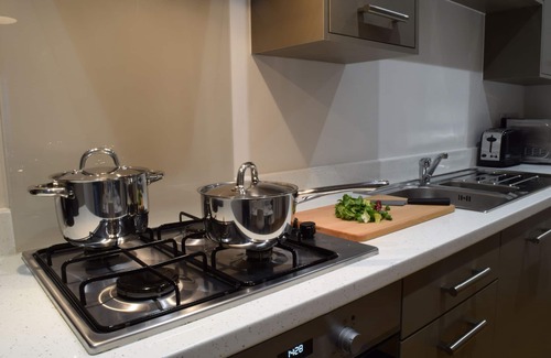 Peterborough Apartment | Westlake Apartment No. 4 in Hampton, Peterborough