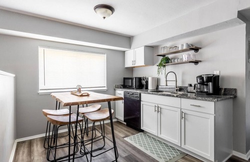 Westlake Apartment | Westlake Cozy Apartment
