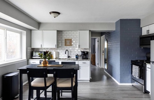 Westlake Apartment | Westlake Elegance Unit 3