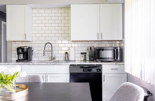 Westlake Apartment | Westlake Harmony Apartment