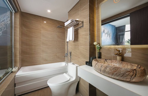 Quang An Hotel | Westlake Pearl Suites - By Pegasy Group