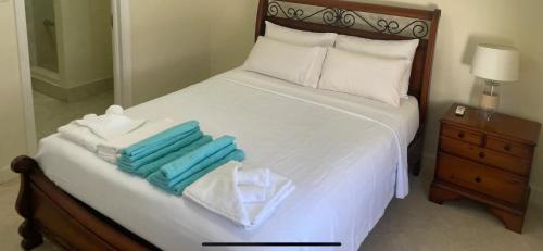 Fitts Village Villa | Westland villa's