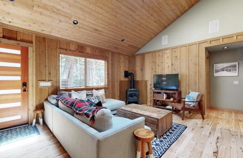 Tahoma House | Westshore Oasis