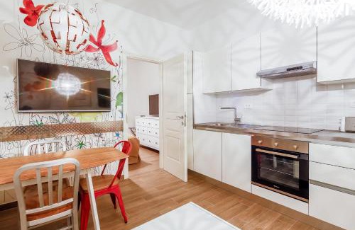 Siska District Apartment | WH Apartments