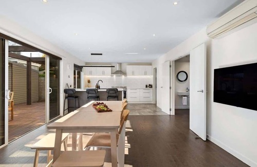 Frankton House | Whakata on McBride Su