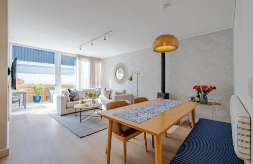 Kareeberg Apartment | Whale Melody Hermanus