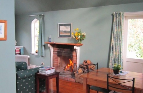 Whangaimoana House | Whangaimoana cottage at Palliser Bayn559 Cape Palliser Road