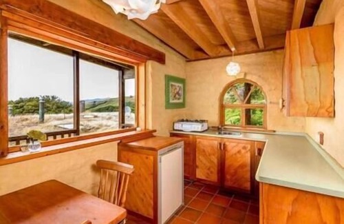 Pakawau House | Whare Aroha: Retreat to Wellness