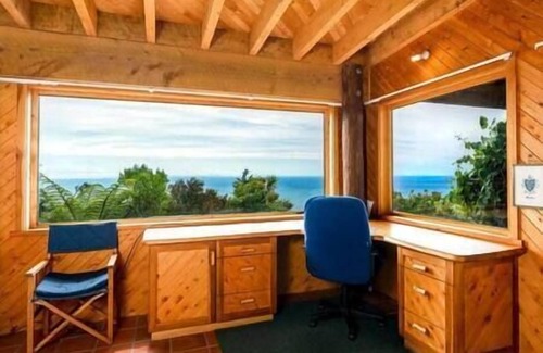 Pakawau House | Whare Aroha: Retreat to Wellness