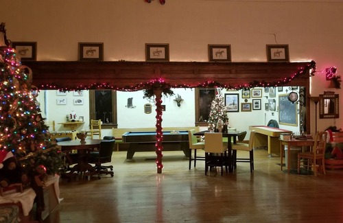 Beaver City House | Where family & friends gather