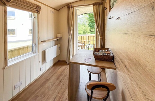 Kirkby on Bain Cottage | Whether you seek relaxation, adventure, or both, this idyllic retreat promises a memorable stay.