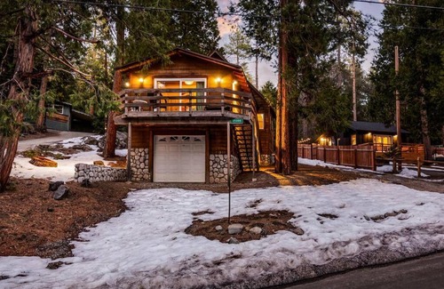 Pine Cove House | Whimsical Cabin In The Woods with Spa, Fireplace and Pet Friendly