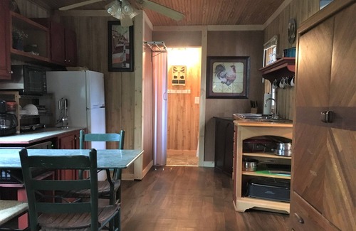 Leitchfield Cabin | Whimsical "Glamping" Cabin Getaway