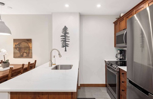 Blackcomb Condo | Whistler - Lost Lake Lodge - 1 Bedroom - #320
