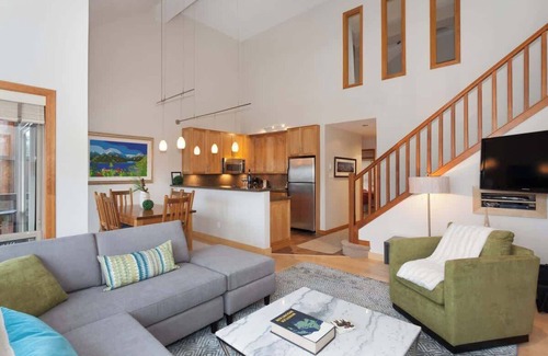 Upper Village House | Whistler Ski-In/Out, Shared Hot Tub, Deck & BBQ!