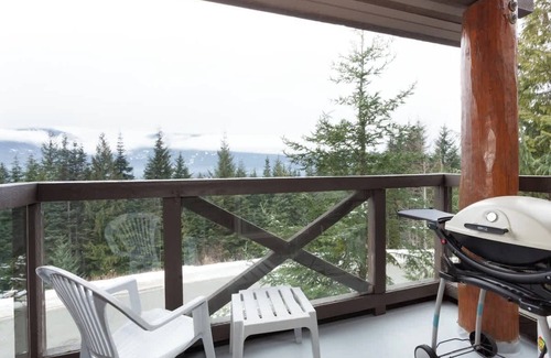 Upper Village House | Whistler Ski-In/Out, Shared Hot Tub, Deck & BBQ!
