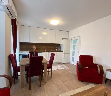 Çagllavicë Apartment | White Apartments