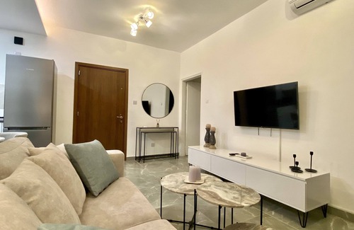 Agios Tychon Apartment | White Arches No.2 Sea View Apartment